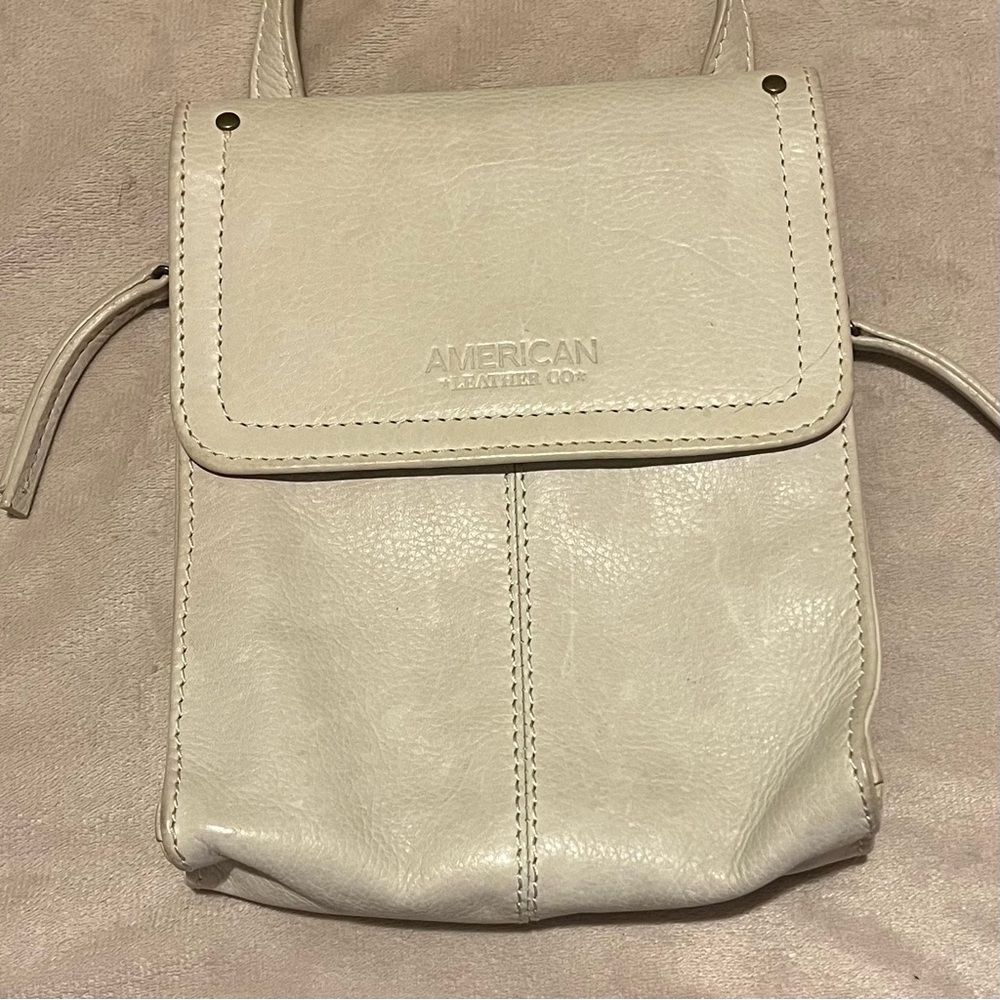 American Leather Co Cream Crossbody adjustable strap